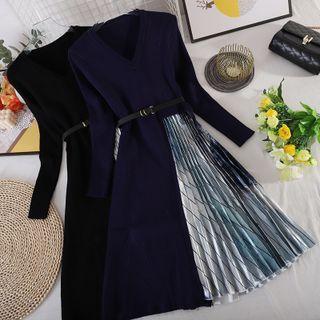 Long-sleeve Printed Pleat Hem A-line Dress