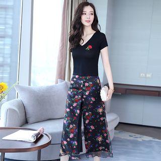 Set: Floral Embroidered Short-sleeve T-shirt + Floral Print Wide Leg Pants
