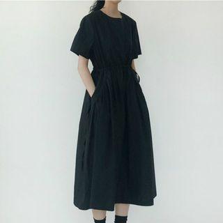 Short-sleeve Plain Elastic-waist Dress Black - One Size