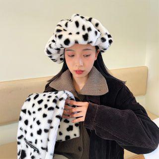 Set: Milk Cow Print Chenille Beret Hat + Scarf