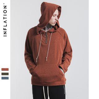 Raglan-sleeved Hooded Pullover