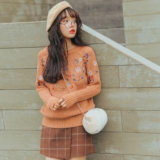 Embroidered Round-neck Sweater