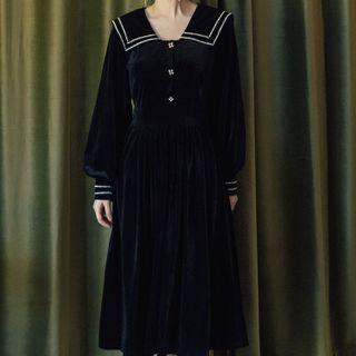 Collared Lantern-sleeve Midi A-line Velvet Dress