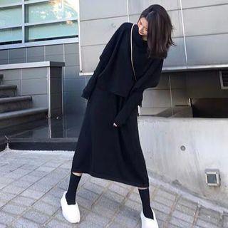 Set: Long-sleeve Midi A-line Knit Dress + Elbow-sleeve Cape