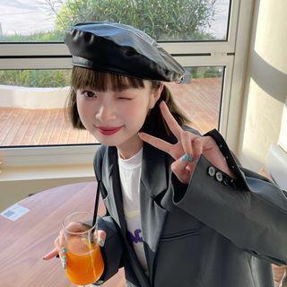 Lettering Faux Leather Beret Black - M