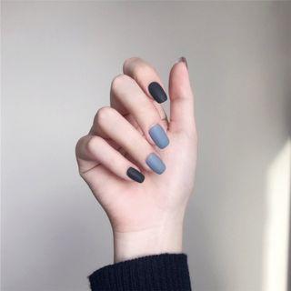 Plain Matte Faux Nail Tips 456 - Glue - Black & Blue - One Size