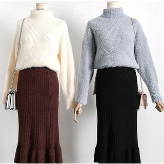 Dip-back High-neck Knit Sweater