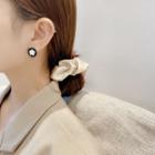 Flower Ear Stud 1 Pair - E2618 - Black & White - One Size