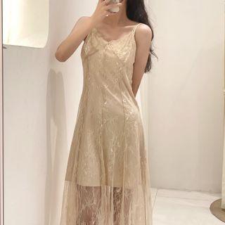 Set: Spaghetti Strap Lace Midi Smock Dress + Slipdress