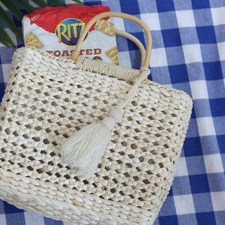 Tassel-detail Woven Shoulder Bag Ivory - One Size