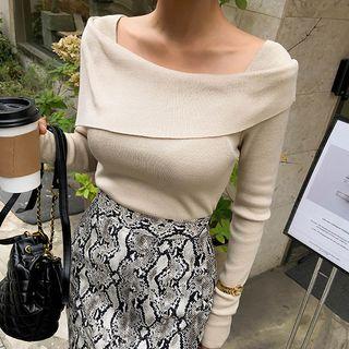 Fold-over Shoulder Knit Top