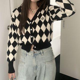 Embroidered Diamond-pattern Cardigan / Sweater Vest