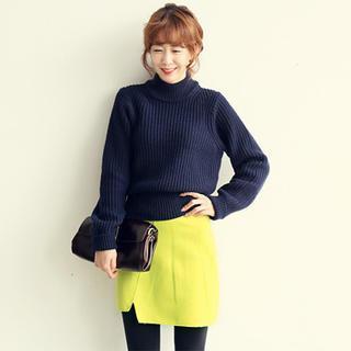 Mock-neck Rib-knit Sweater