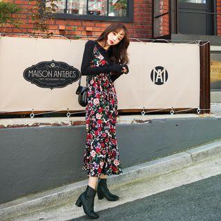 Spaghetti Strap Floral Maxi Pinafore Dress Black - One Size