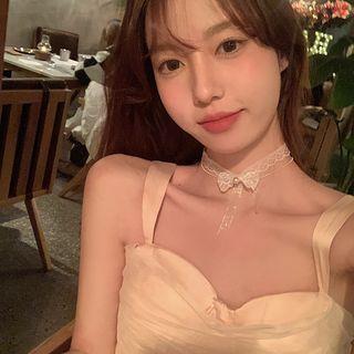 Bow Lace Layered Choker White - One Size