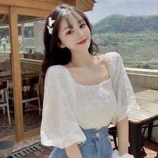 Floral Embroidered Puff-sleeve Chiffon Blouse