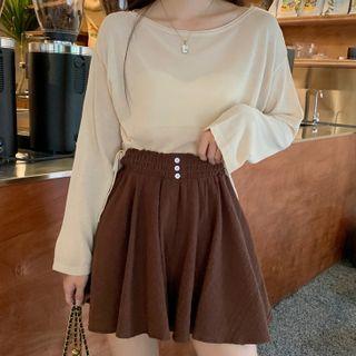 Set : Long-sleeve Top + High-waist Shorts