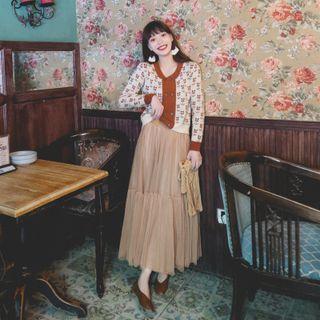 Floral Cardigan / Tiered Mesh Maxi A-line Skirt