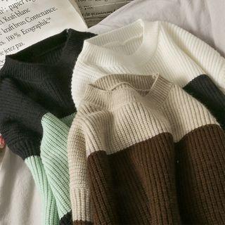 Colorblock Loose-fit Cropped Sweater