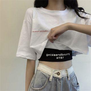 Lettering Cropped Tank Top / Short-sleeve T-shirt