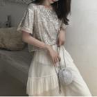 Short-sleeve Sequined T-shirt / Midi A-line Layered Skirt
