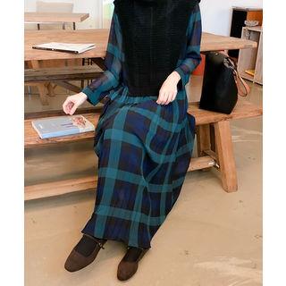 Knit-panel Pleated Plaid Dress Black - One Size