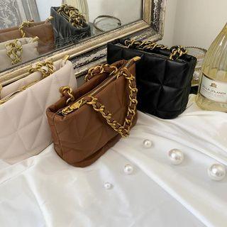 Chain Quilted Tote Bag With Strap