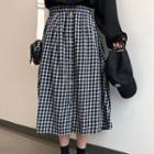 Plaid Buttoned A-line Midi Skirt Black - One Size
