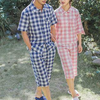 Loungewear Set: Plaid Short-sleeve Top + Capri Pants