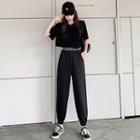 Short-sleeve Cropped T-shirt / Cropped Camisole / Cuffed Jogger Pants