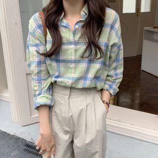 Plaid Shirt / Straight Leg Pants