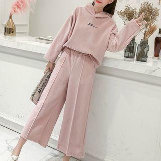 Set: Lettering Hoodie + Cropped Wide Leg Pants