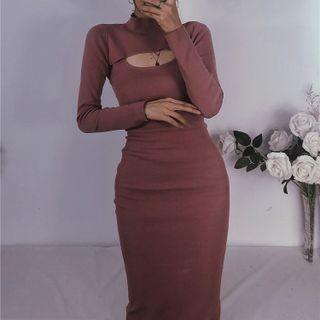 Set: Long-sleeve Mock-neck Crop Top + Spaghetti Strap Midi Bodycon Dress Pink - One Size