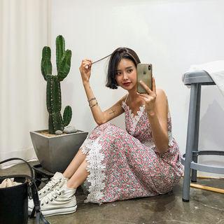 Spaghetti-strap Laced Floral Long Sundress