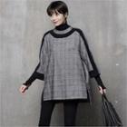 Raglan-sleeve Check Top