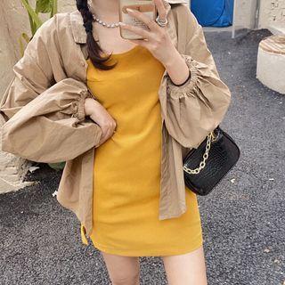 Plain Slim-fit Sleeveless Dress / Long-sleeve Ruffle Blouse