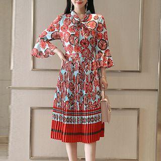 3/4-sleeve Printed Pleated Dress