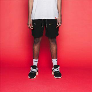 Zip-up Back Shorts