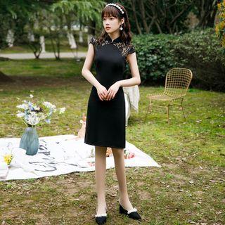 Cap-sleeve Lace Panel Qipao