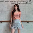 Short-sleeve T-shirt / Printed Mini Fitted Skirt