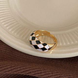 Checker Alloy Open Ring J2543 - Black & White - One Size
