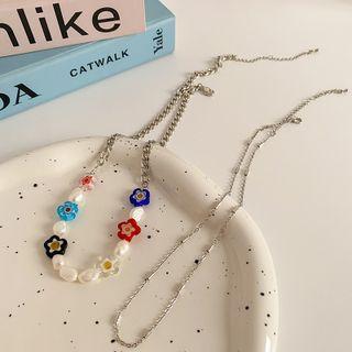 Flower Faux Pearl Necklace White - One Size