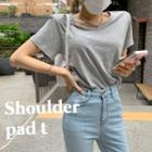Basic Padded-shoulder T-shirt