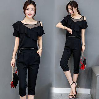 Set : Mesh Panel Open Shoulder Short-sleeve Top + Capri Pants