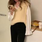 Plain V-neck Knit Vest / Long-sleeve V-neck Blouse