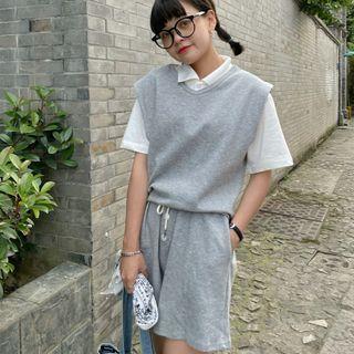 Set: Plain Vest + Sweatshorts