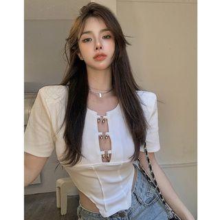 Asymmetrical Padded-shoulder Cutout Crop T-shirt