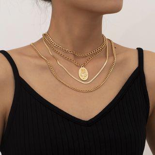 Rose Choker Necklace