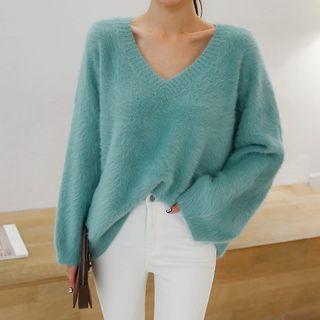 V-neck Loose-fit Fluffy Sweater