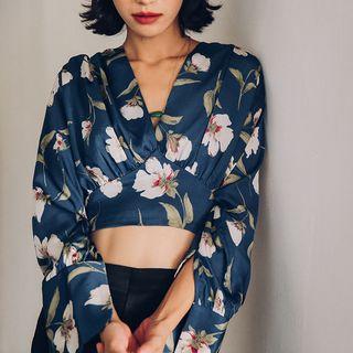 Long-sleeve Floral Cropped Top